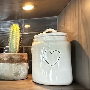 Rae Dunn Heart Cani Medium Sized